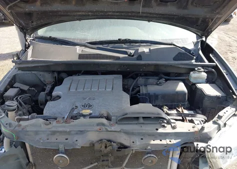 2012 Toyota Highlander Base V6 z USA, uszkodzony, nr VIN 5TDBK3EHXCS108923